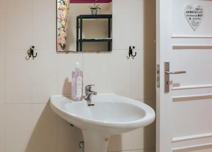 Δωμάτια σε οικογενειακή κατοικία Aquilla Family 303 *