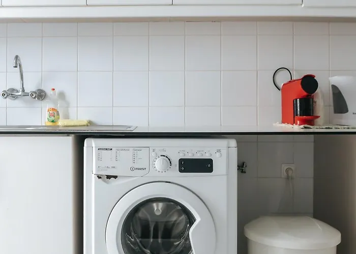 Aquilla Family 303 *